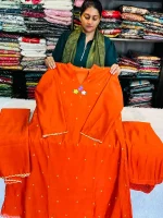 Floral Motif Silk-Blend Kurta Set