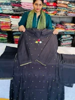 Floral Motif Silk-Blend Kurta Set - Image 2